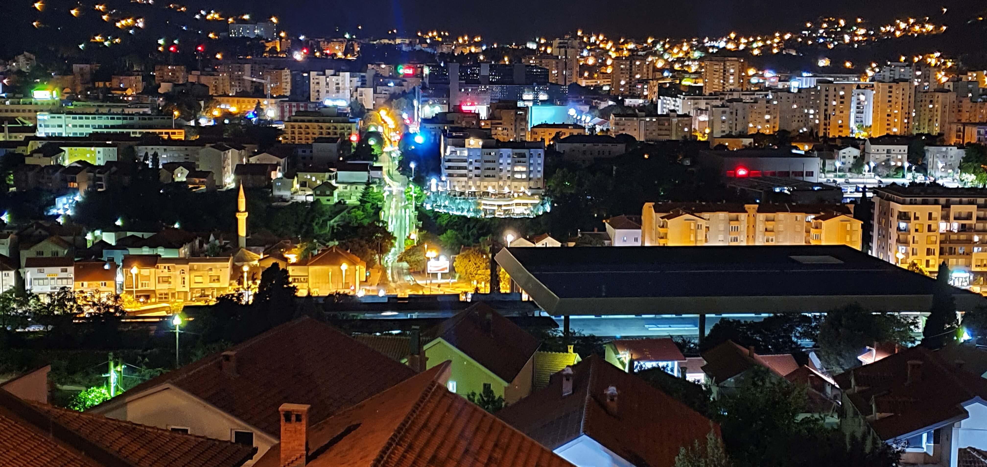 Hotel Rivero night view